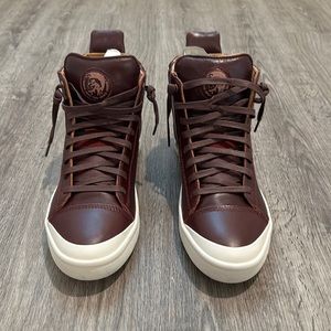 Burgundy Diesel S-Nentish Men’s shoes size 9.  New with original box.
